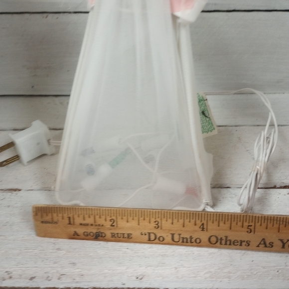 Vintage Kitschy Lighted Angel Christmas Holiday Tree Topper, Working. - Picture 9 of 11